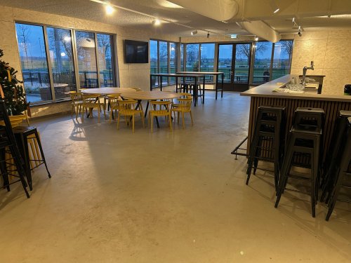 Kantine met bar/keuken